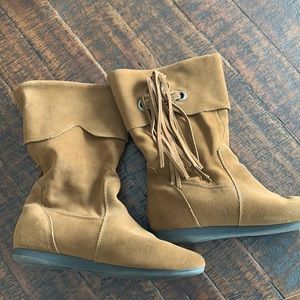 Leather Tassel boots, 9.5,very good used condition